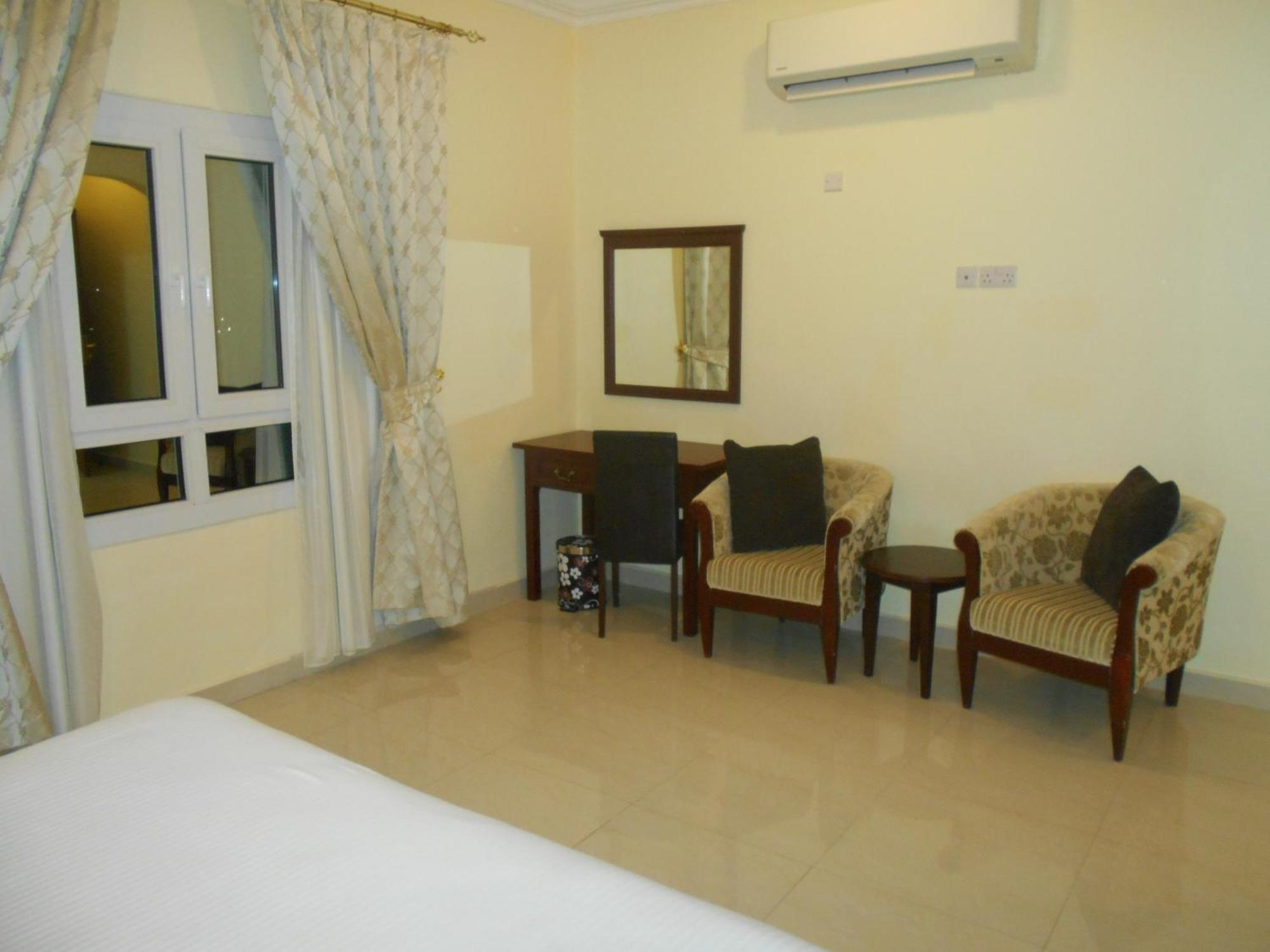 Nizwa Hotel Apartments Eksteriør bilde