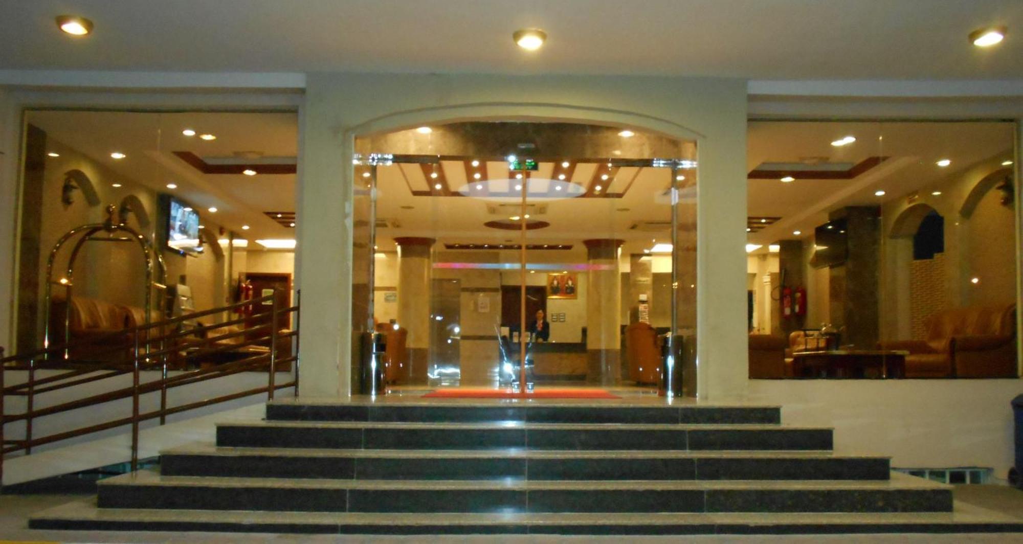 Nizwa Hotel Apartments Eksteriør bilde