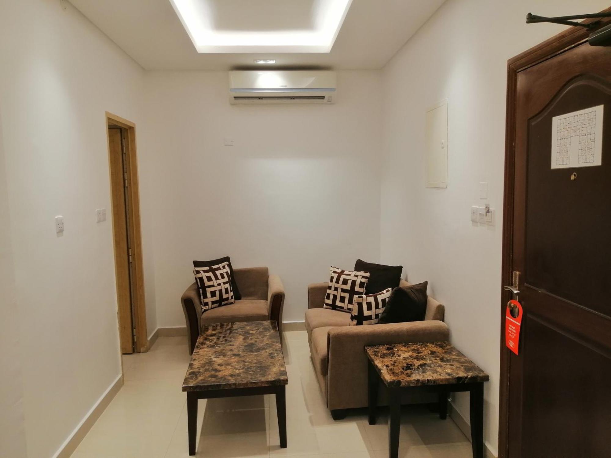Nizwa Hotel Apartments Eksteriør bilde