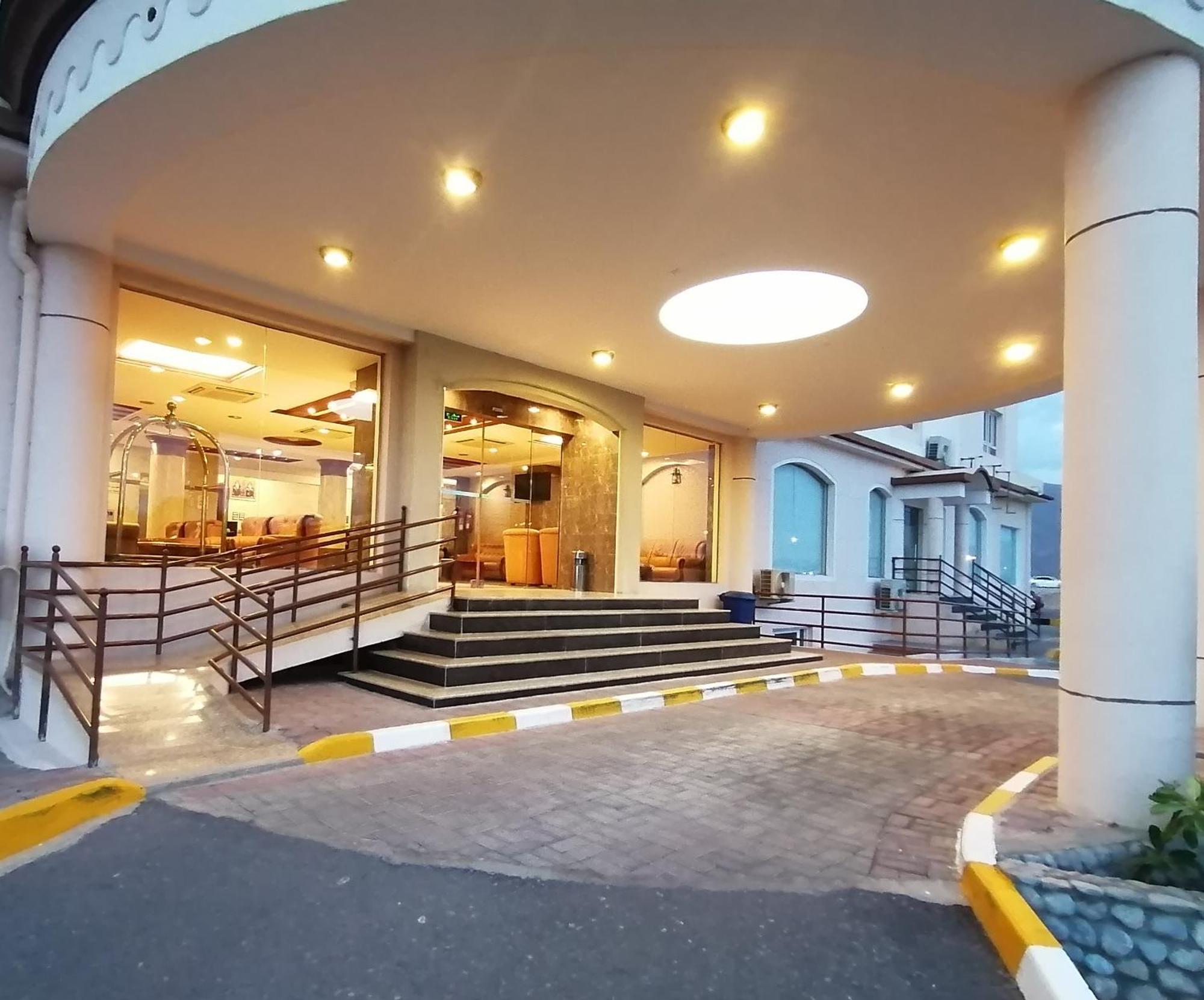 Nizwa Hotel Apartments Eksteriør bilde