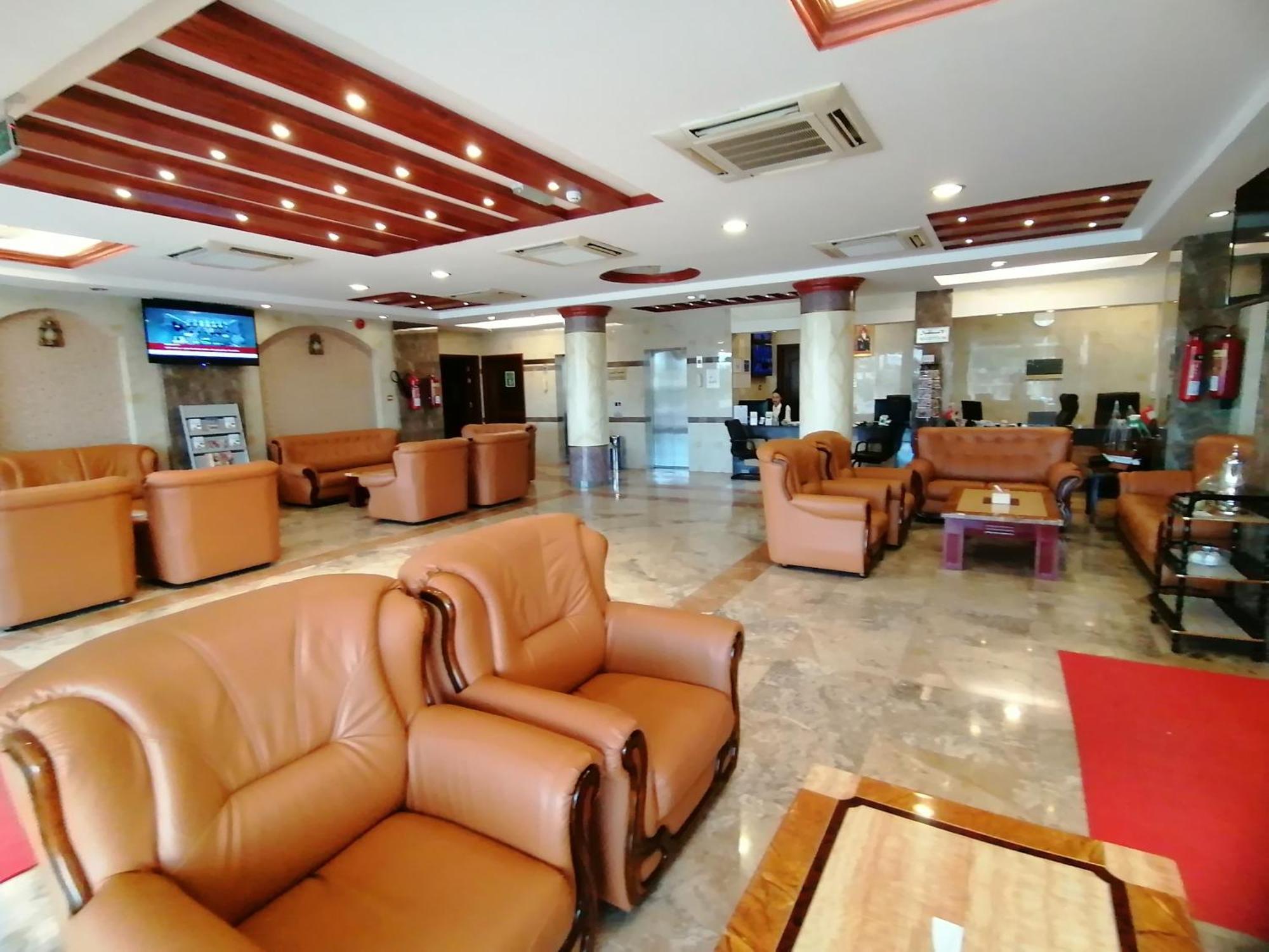 Nizwa Hotel Apartments Eksteriør bilde